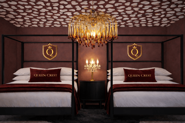 Queen Crest suite